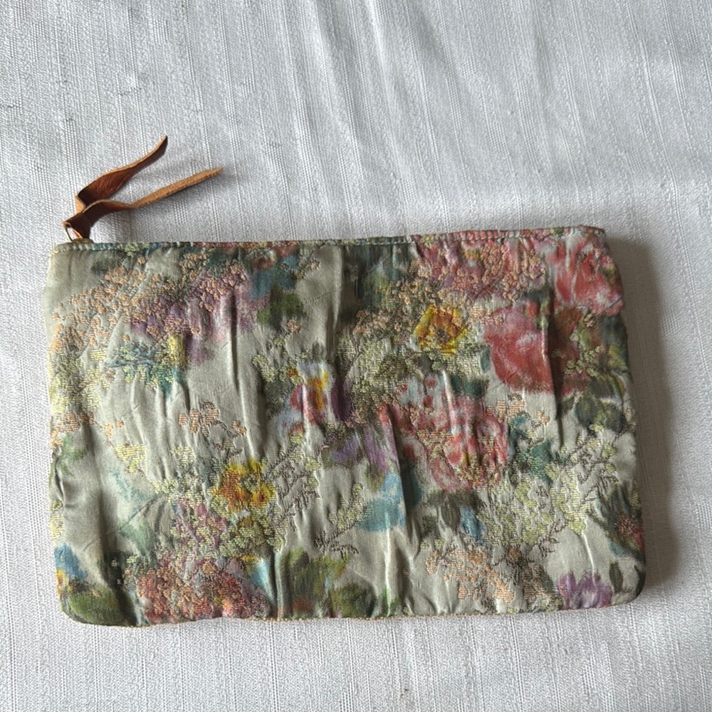 Floral Patterned fabric Clutch with internal phone charger
